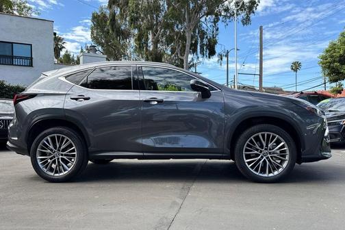 Atomic Silver 2022 Lexus NX 350h Luxury