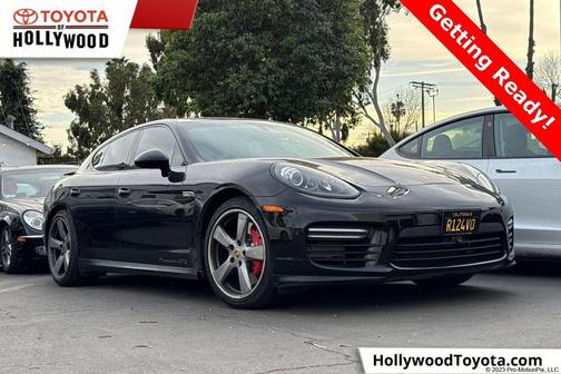 2014 Porsche Panamera GTS