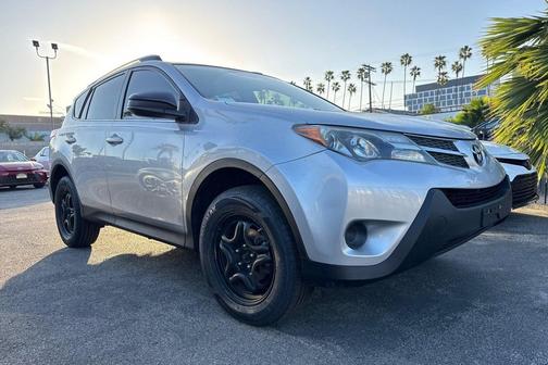2015 Toyota RAV4 LE
