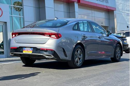2023 Kia K5 LXS