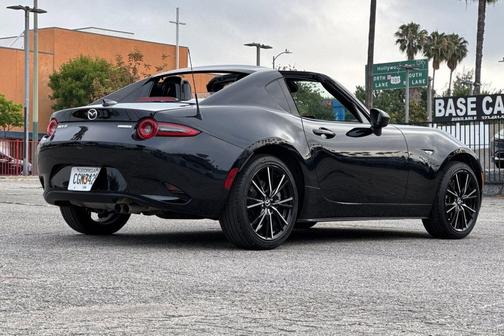 2025 Mazda MX-5 Miata RF Grand Touring
