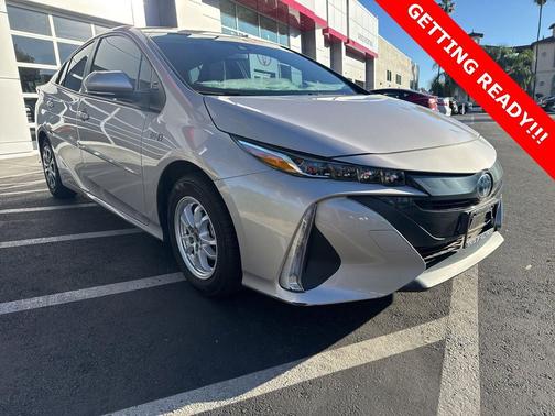 2022 Toyota Prius Prime LE