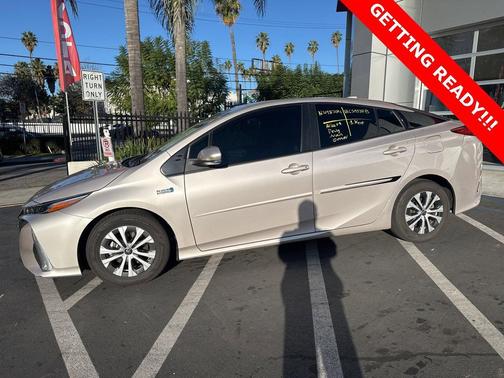 2022 Toyota Prius Prime LE