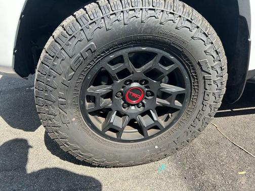 Ice 2024 Toyota 4Runner TRD Off Road Premium