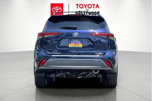 2025 Toyota Highlander Hybrid Limited