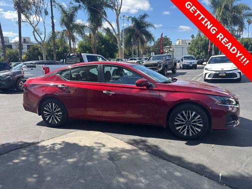2023 Nissan Altima 2.5 SV