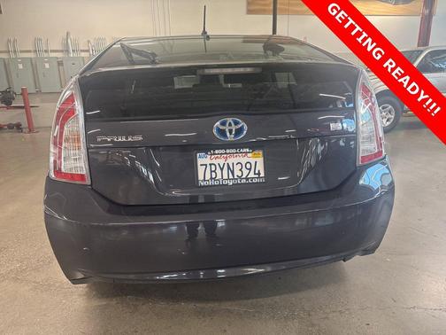 2013 Toyota Prius Two