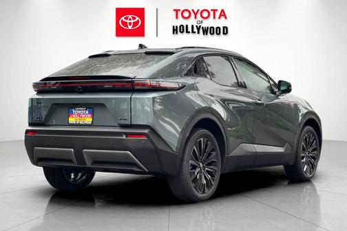 Overcast 2026 Toyota C-HR XSE
