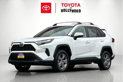 2025 Toyota RAV4 Hybrid LE