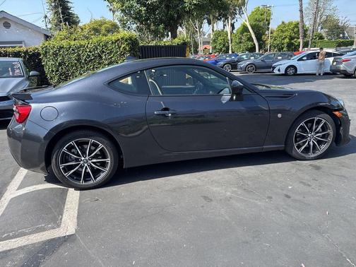 Raven 2018 Toyota 86 GT