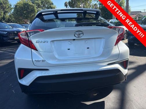 2021 Toyota C-HR LE
