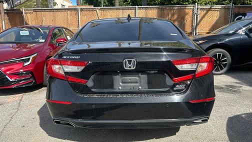 2019 Honda Accord Touring 2.0T