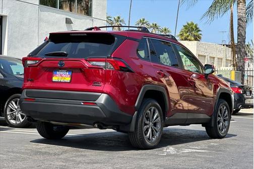 2024 Toyota RAV4 Hybrid XLE Premium