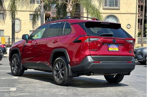2024 Toyota RAV4 Hybrid XLE Premium