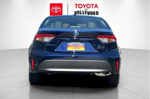 2025 Toyota Corolla Hybrid LE