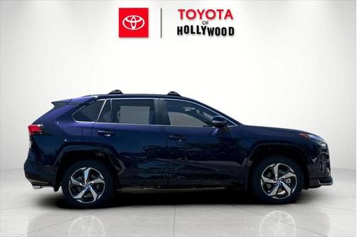 2025 Toyota RAV4 Hybrid SE