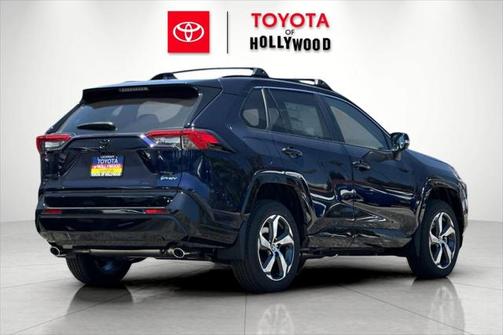 2025 Toyota RAV4 Hybrid SE