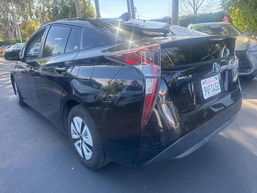 2018 Toyota Prius Three
