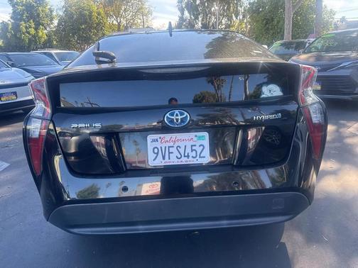 2018 Toyota Prius Three