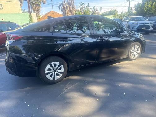 2018 Toyota Prius Three