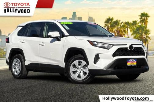 2023 Toyota RAV4 LE