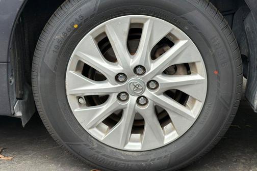 Winter Gray 2014 Toyota Prius Plug-in Advanced