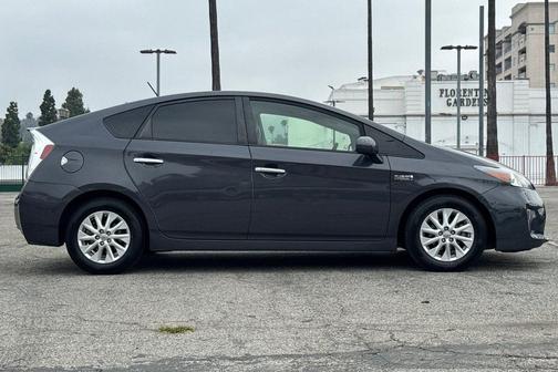 Winter Gray 2014 Toyota Prius Plug-in Advanced