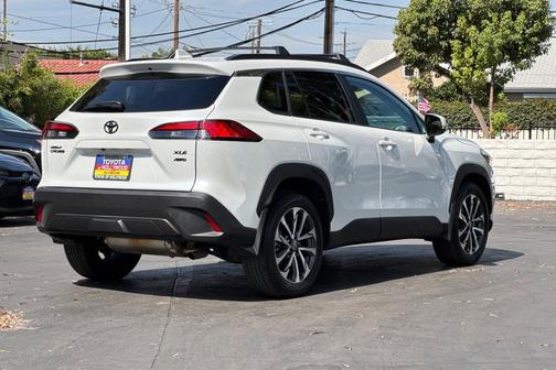 2022 Toyota Corolla Cross XLE