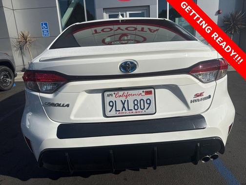2024 Toyota Corolla Hybrid SE