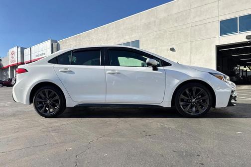 2024 Toyota Corolla Hybrid SE