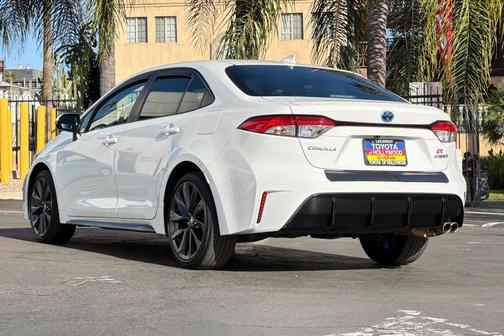 2024 Toyota Corolla Hybrid SE