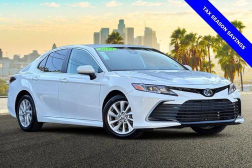 2024 Toyota Camry LE