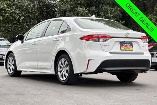 Ice 2023 Toyota Corolla LE