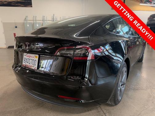 2021 Tesla Model 3 Standard Range Plus