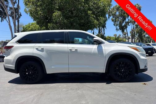 Blizzard Pearl 2015 Toyota Highlander LE