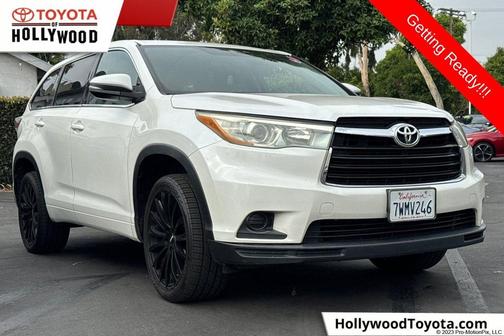 Blizzard Pearl 2015 Toyota Highlander LE