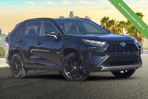 2022 Toyota RAV4 Hybrid SE