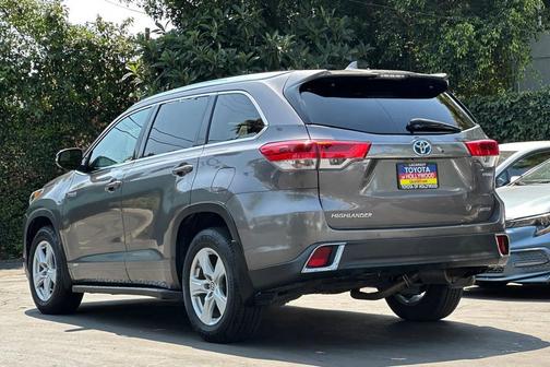 2017 Toyota Highlander Hybrid Platinum