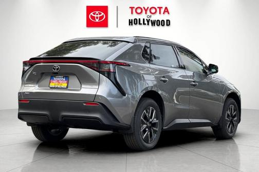 2026 Toyota bZ XLE Plus