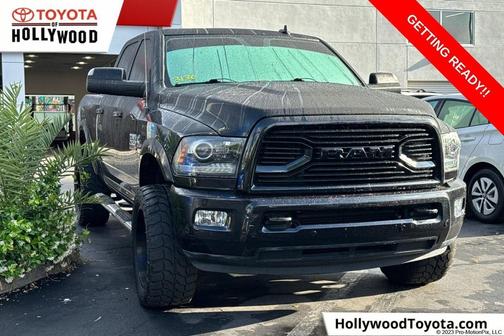 Brilliant Black Crystal Pearlcoat 2018 RAM 2500 Laramie Crew Cab 4x4 6'4' Box