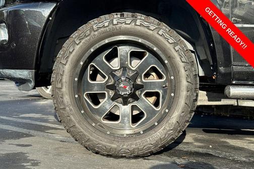 Brilliant Black Crystal Pearlcoat 2018 RAM 2500 Laramie Crew Cab 4x4 6'4' Box