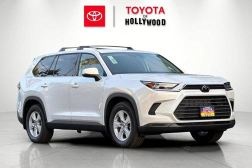 2026 Toyota Highlander LE