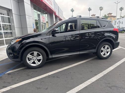2014 Toyota RAV4 XLE