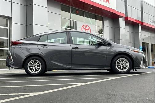 2020 Toyota Prius Prime XLE