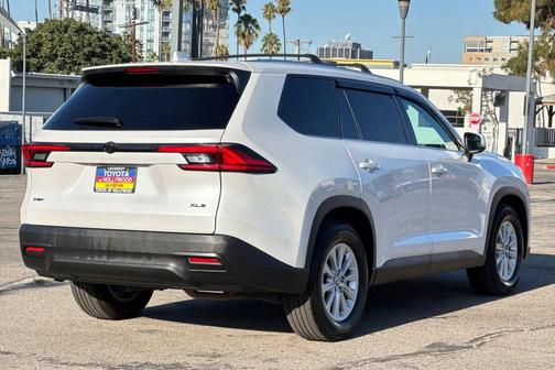 2024 Toyota Grand Highlander Hybrid XLE