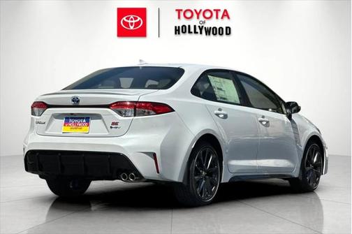 2025 Toyota Corolla Hybrid SE