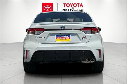 2025 Toyota Corolla Hybrid SE