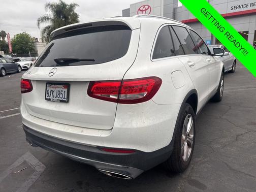 Polar White 2018 Mercedes-Benz GLC 300 Base
