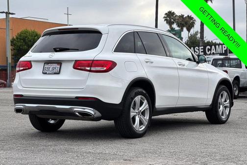 Polar White 2018 Mercedes-Benz GLC 300 Base