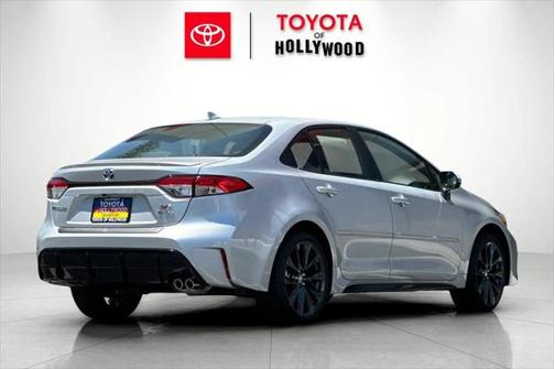 2025 Toyota Corolla Hybrid SE